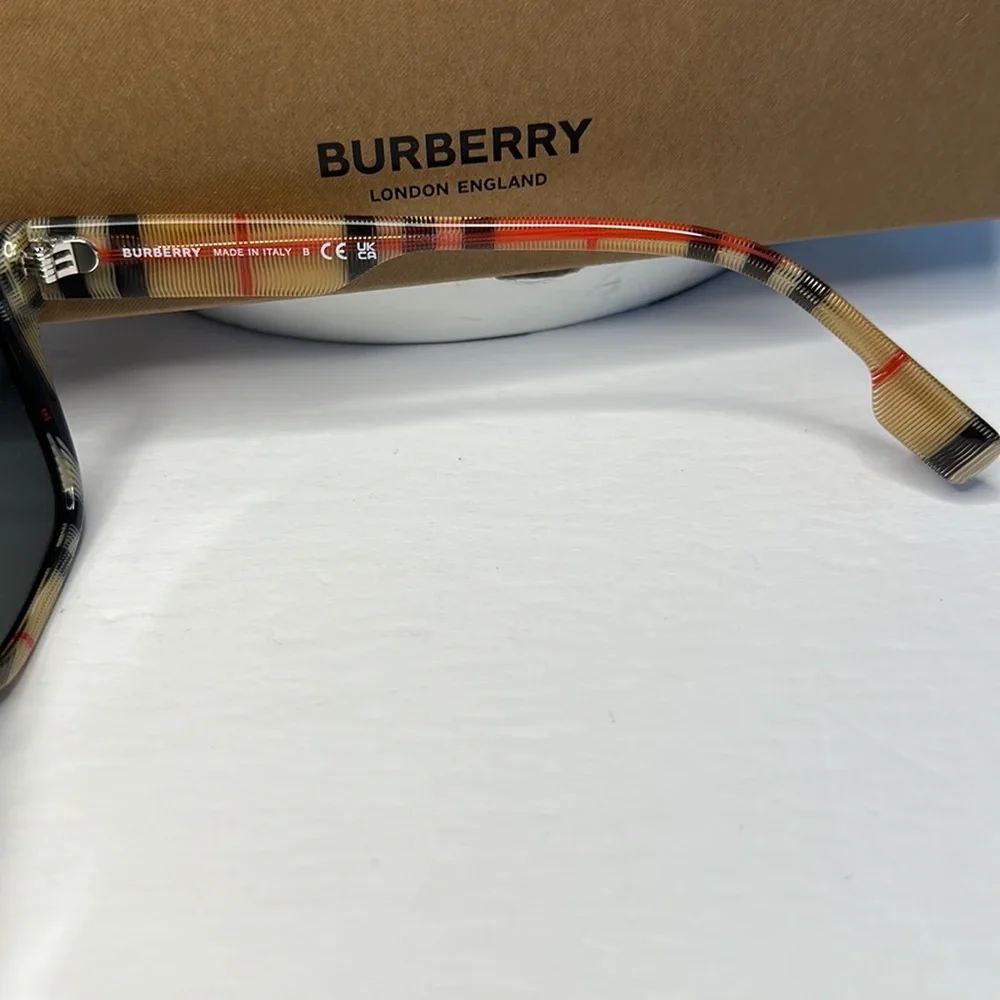 Burberry BE4293 380687 Sunglasses Men's Top Black-Vintage Check/Grey 56-17-145